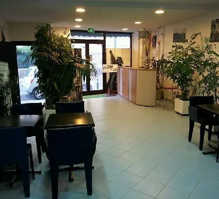 Royal Colombes